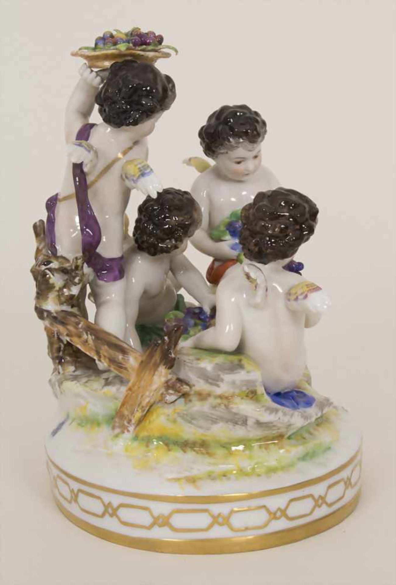 Figurengruppe 'Puttos mit Früchten' / A figural group 'Cherubs with fruits', Volkstedt Rudolstadt, - Image 4 of 7