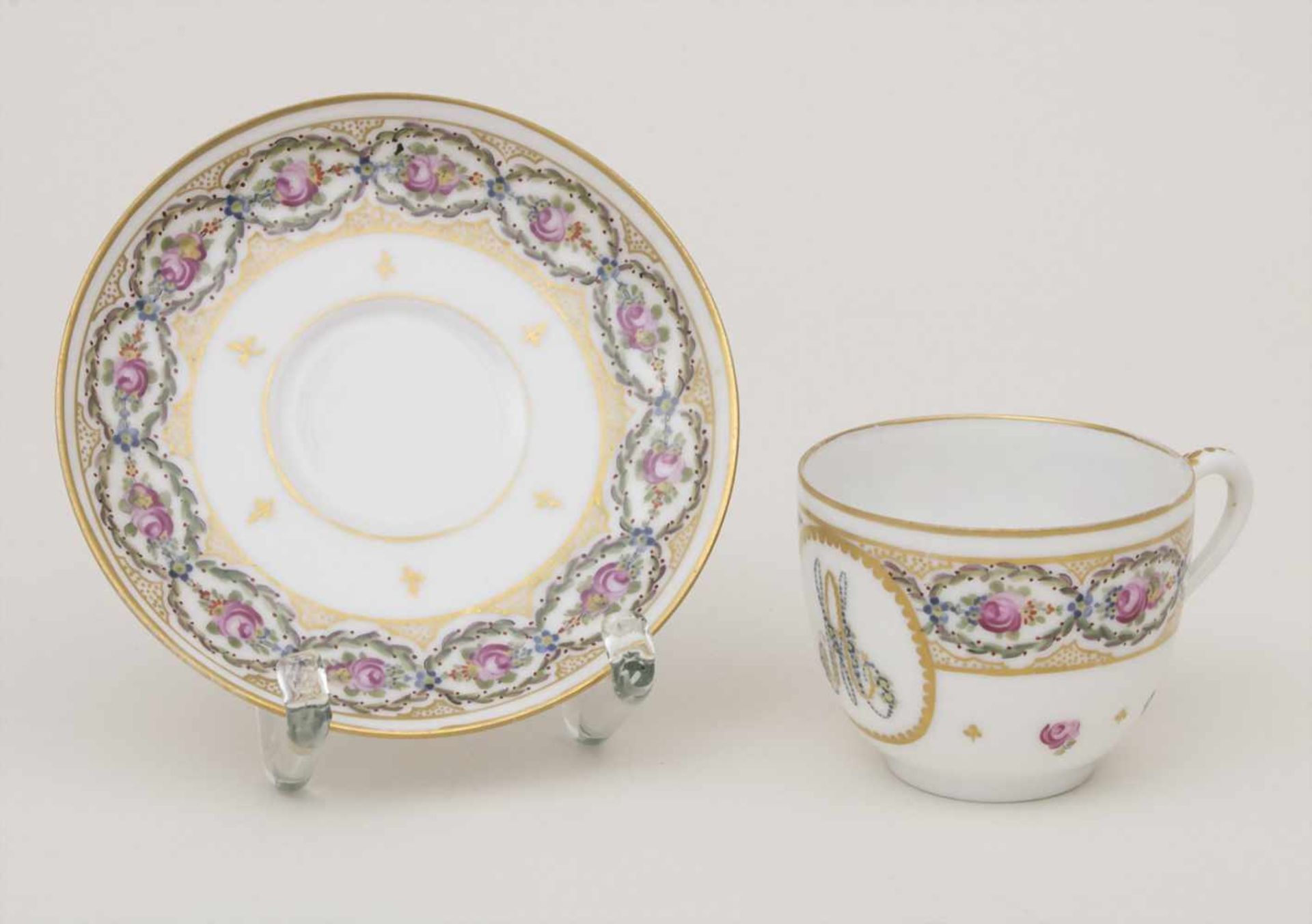 Mokkatasse u. UT mit Monogramm AM / A demitasse and saucer with monogram AM, Manufacture de la