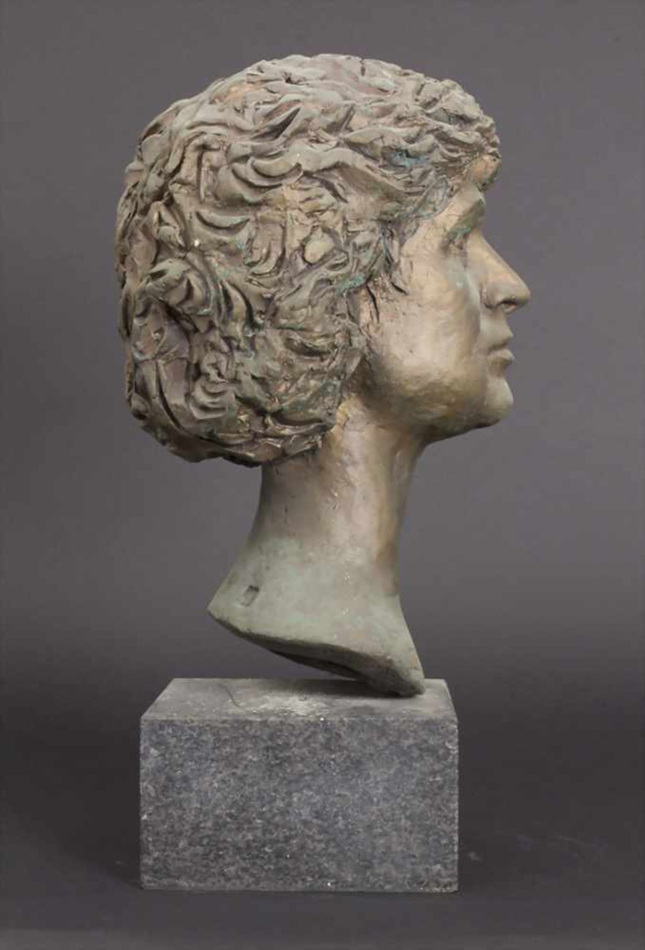 Peter Szabaces (20. Jh.), Frauenbüste 'Charlotte Beiser' / A female bust 'Charlotte Beiser' - Bild 9 aus 13