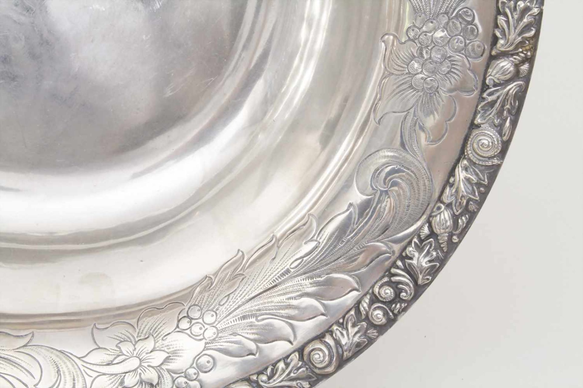 Große Waschschüssel mit Wasserkrug / A large silver wash bowl with ewer, L. Dupre, Paris, 1819- - Image 3 of 15