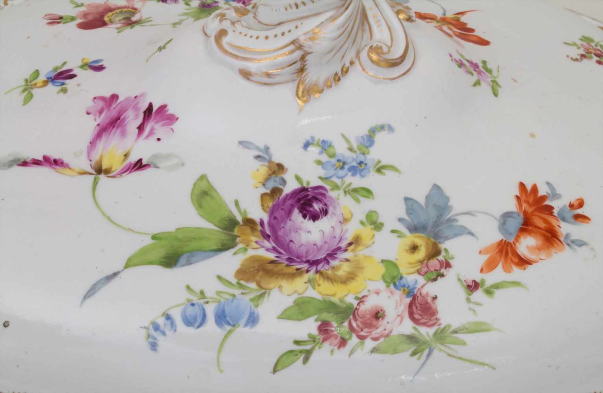 Deckelterrine mit Blumenbouquets / A tureen with flowers, Meissen, 1860-1924Material: Porzellan, - Image 6 of 9