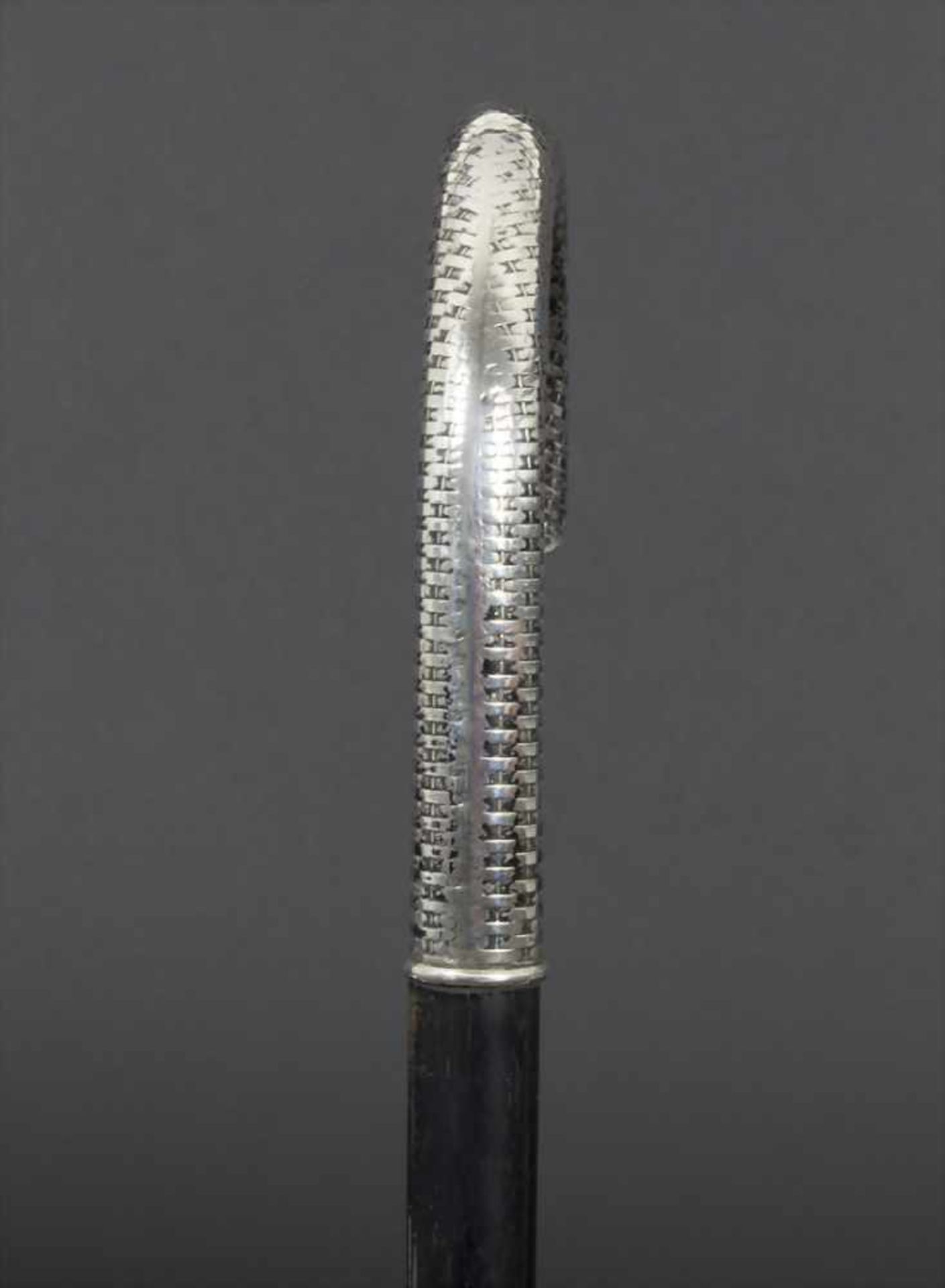 Gehstock mit Silbergriff 'Weidengeflecht' / A cane with silver handleMaterial: Hartholz, - Bild 4 aus 5