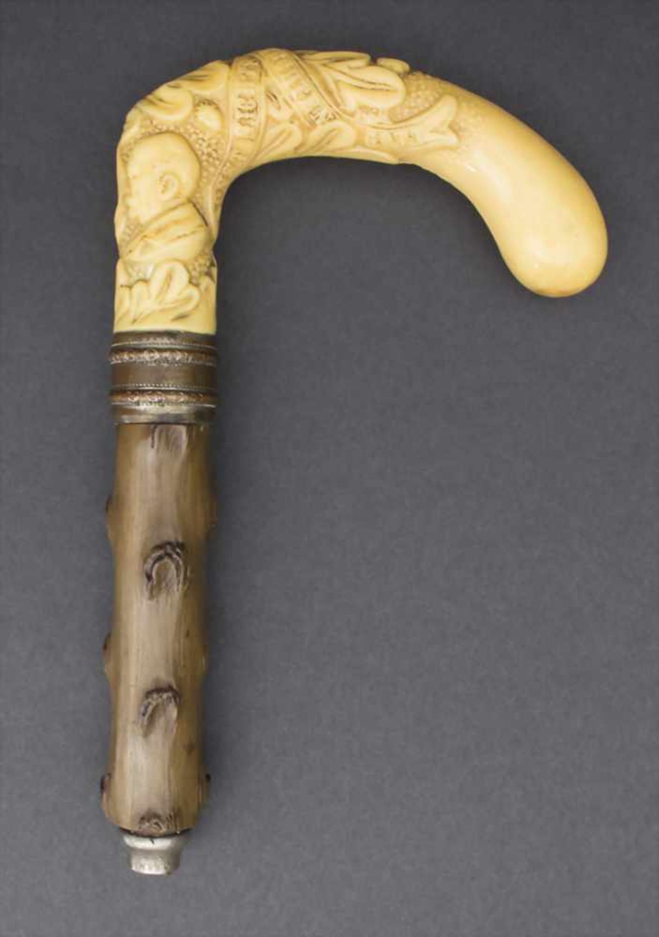 Stockgriff 'Bismarck' / A cane handle 'Bismarck', 19. Jh.Material: Bakelit, Rosenholz, Metall,Dekor: - Bild 2 aus 7
