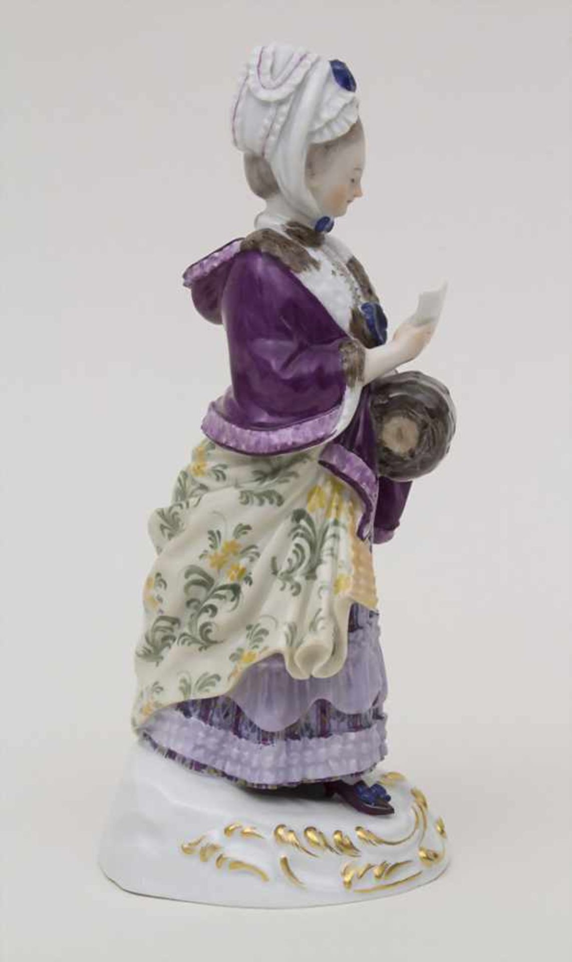 Dame mit Muff und Brief / A lady with a muff holding a letter, Meissen, um 1880Material: - Bild 3 aus 7