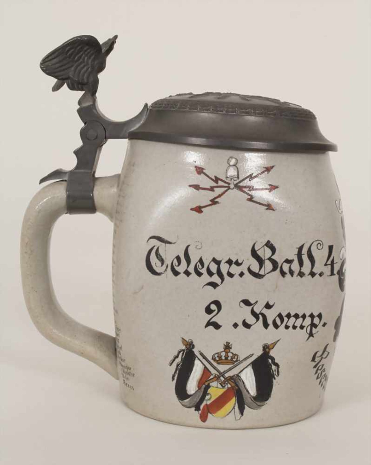 Reservistenkrug und Ordenspange mit Urkunden / A reservist beer mug and military orders, - Bild 12 aus 23