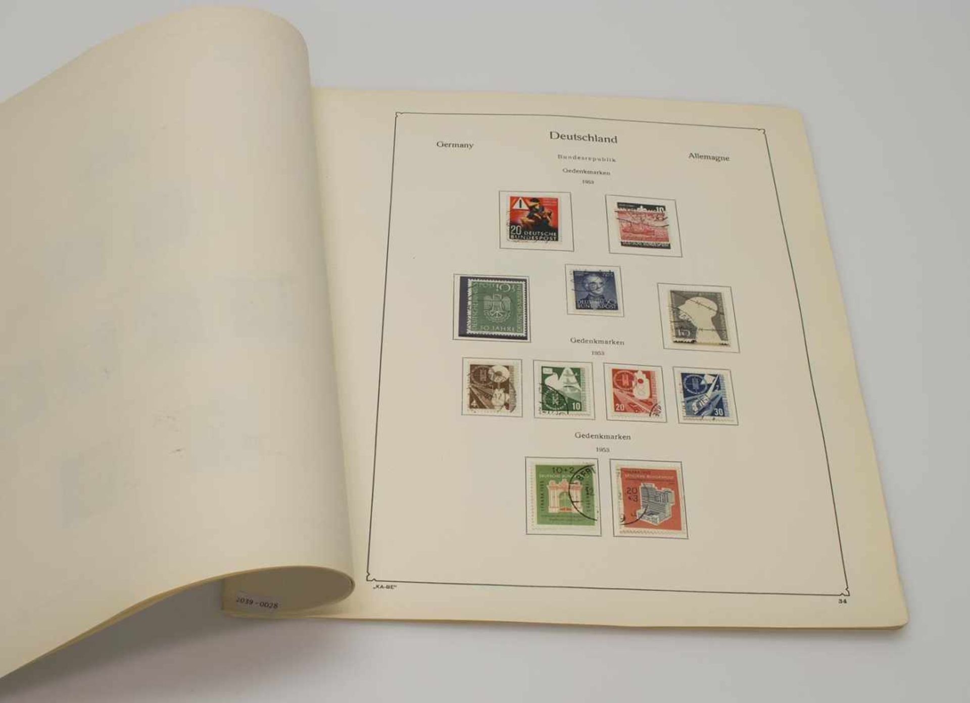 SammlungBRD 1949 - 61, auf KABE Vordruckblättern, z.T. gefalzt, vorwiegend gestempelt, nicht