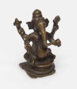 GaneshaIndien 19. Jh., Bronzeguß, am Sockel alter Ausbruch, H. 7 cm