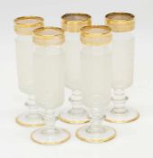 5 AquavitgläserKlarglas mit Schneedekor u. vergoldetem Rand