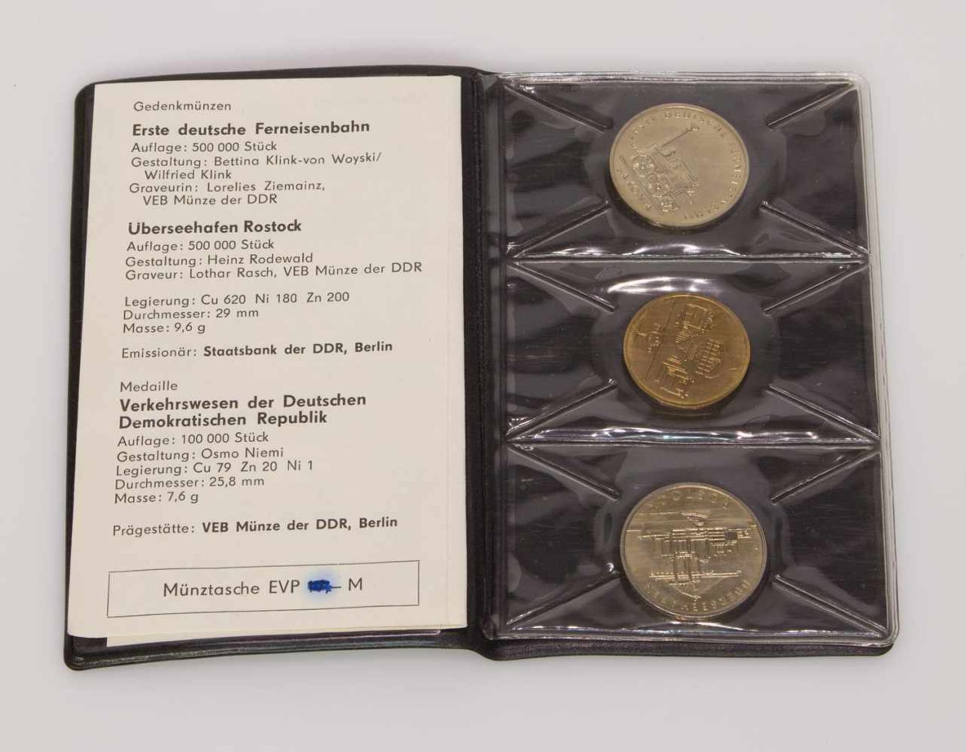 MünzmappeDDR 1988, Verkehrswesen, 2 x 5 Mark u. 1 Medaille, stgl.