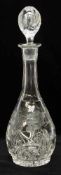 Kristall Karaffeum 1900, Kristallglas mit Sternschliff und handgeschliffenem Rebendekor, H. 32 cm