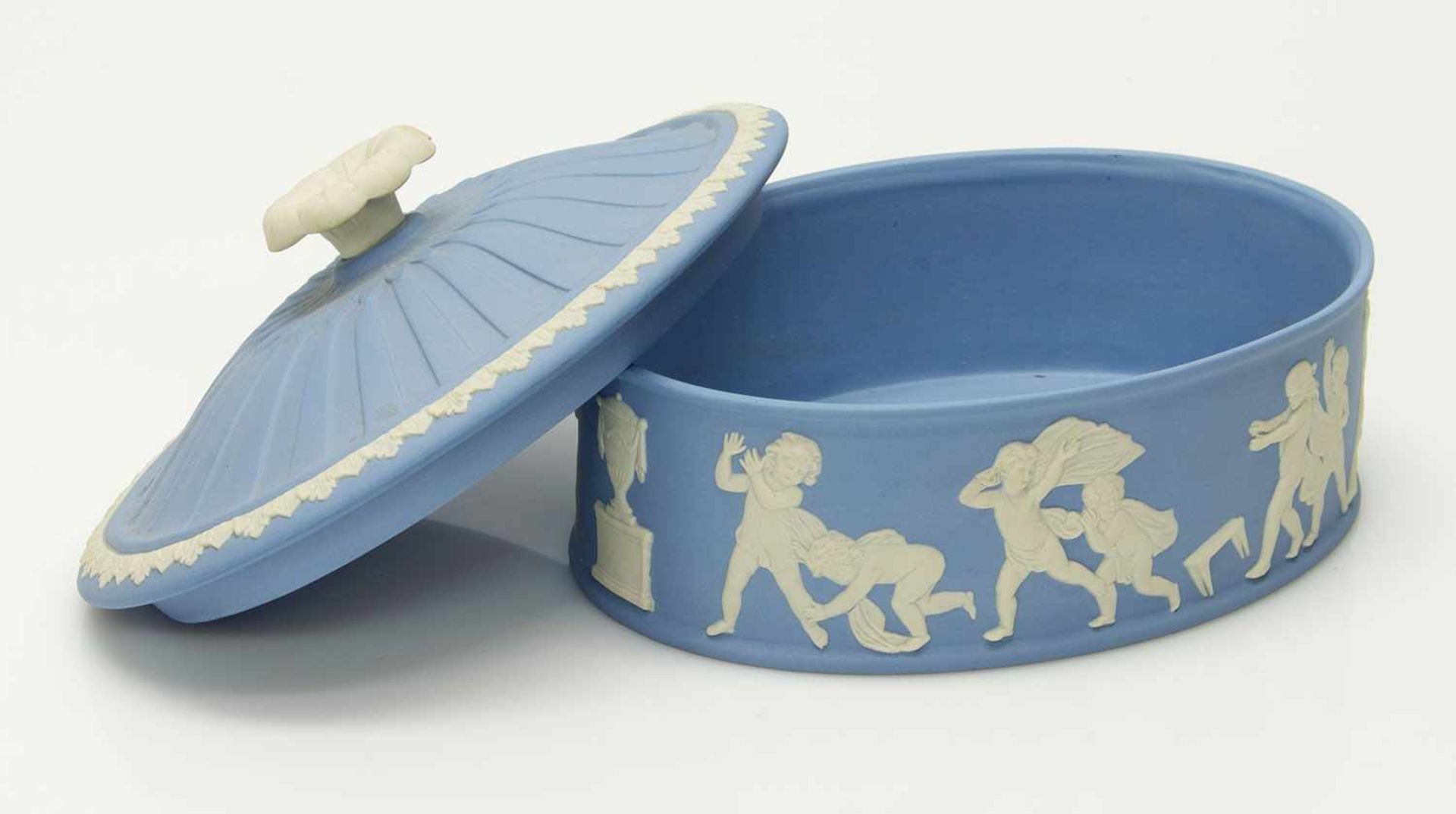 Deckeldose20. Jh., Manufaktur Wedgwood/ England, blaue Jasperware mit aufgelegter antiker - Bild 2 aus 2