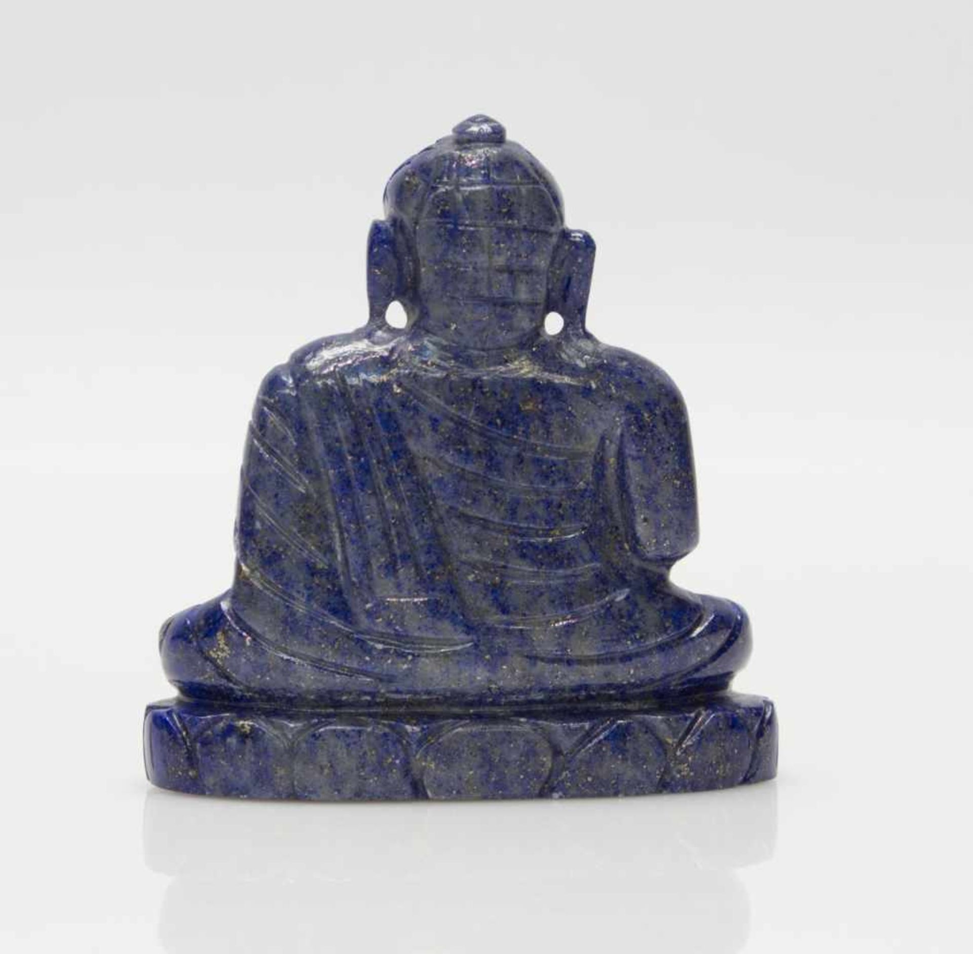 Lapislazuli BuddhaIndien, geschnittener Lapislazuli, Buddha in segnender Haltung, 6 x 6 cm - Image 2 of 2