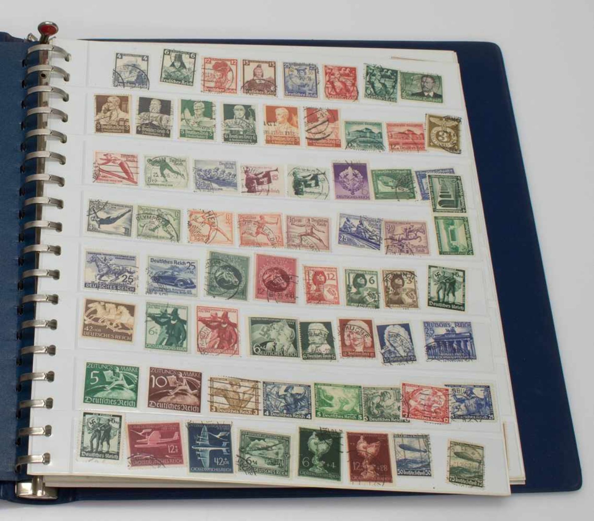 BriefmarkenalbumIII. Reich, über 600 Marken, postfrisch u. gestempelt, z.T. Zusammendrucke