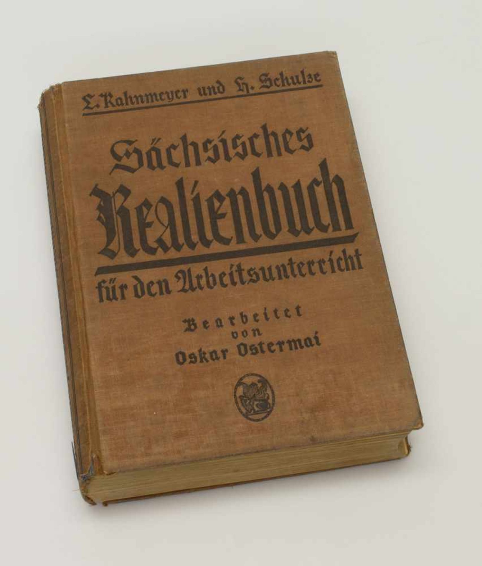 L. Kahnmeyer/ H. Schulze„Sächsisches Realienbuch“, Velhagen & Klasing/ Leipzig 1931, zahlr. Abb.