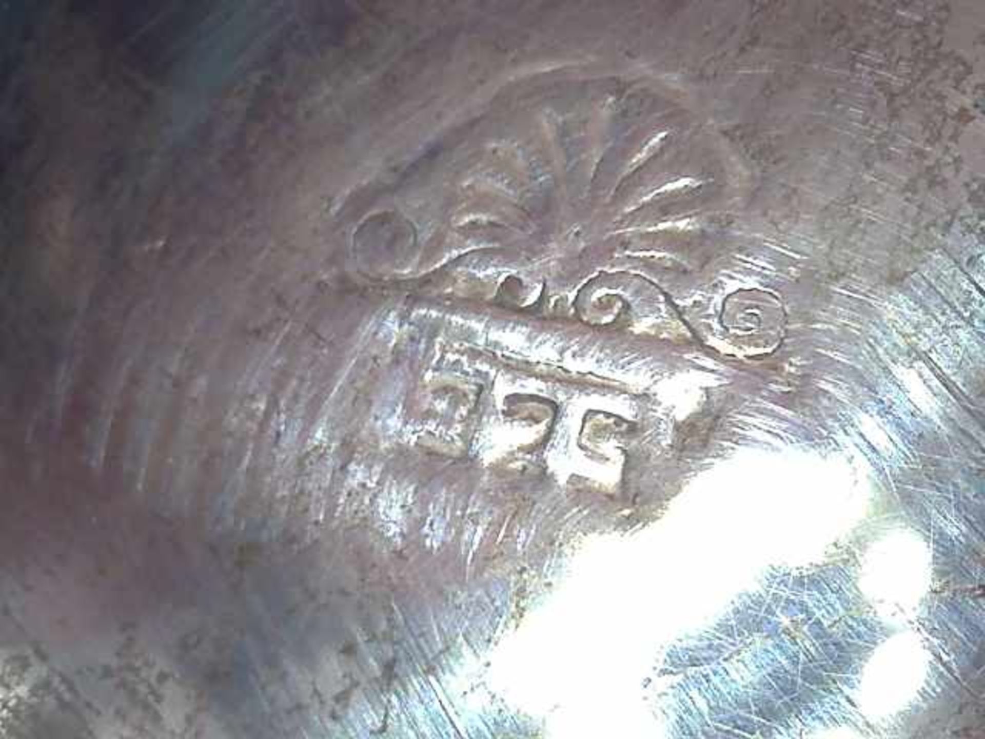 Tischleuchter925er Silber, Griechenland 19. Jh., Balusterschaft auf rundem Fuß, umlaufend ziseliert, - Image 3 of 3