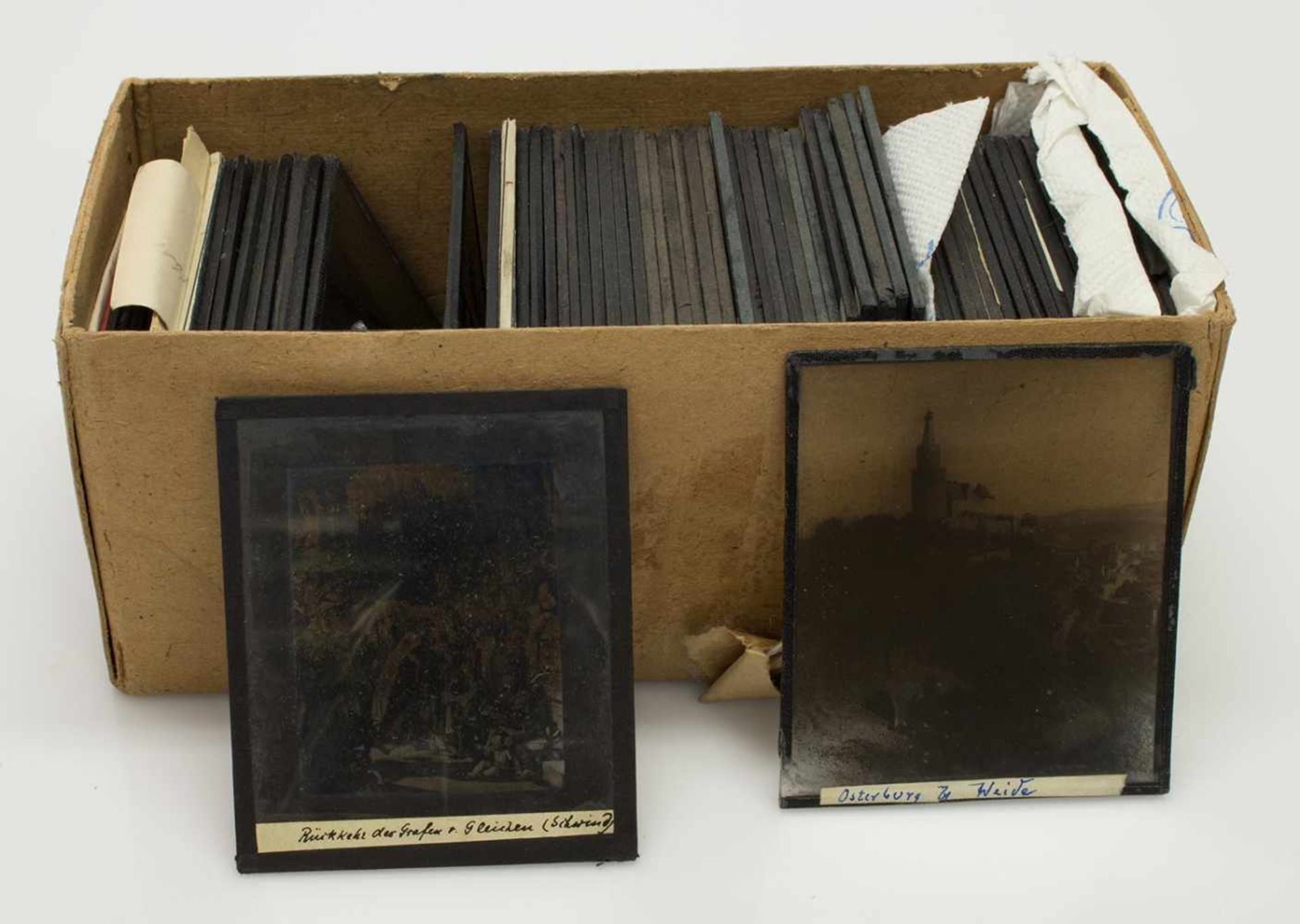 Diapositive/ Glasphotoplattenum 1920er/ 30er Jahre, ca. 70 Stück, vorwiegend Burgen u. Schlösser