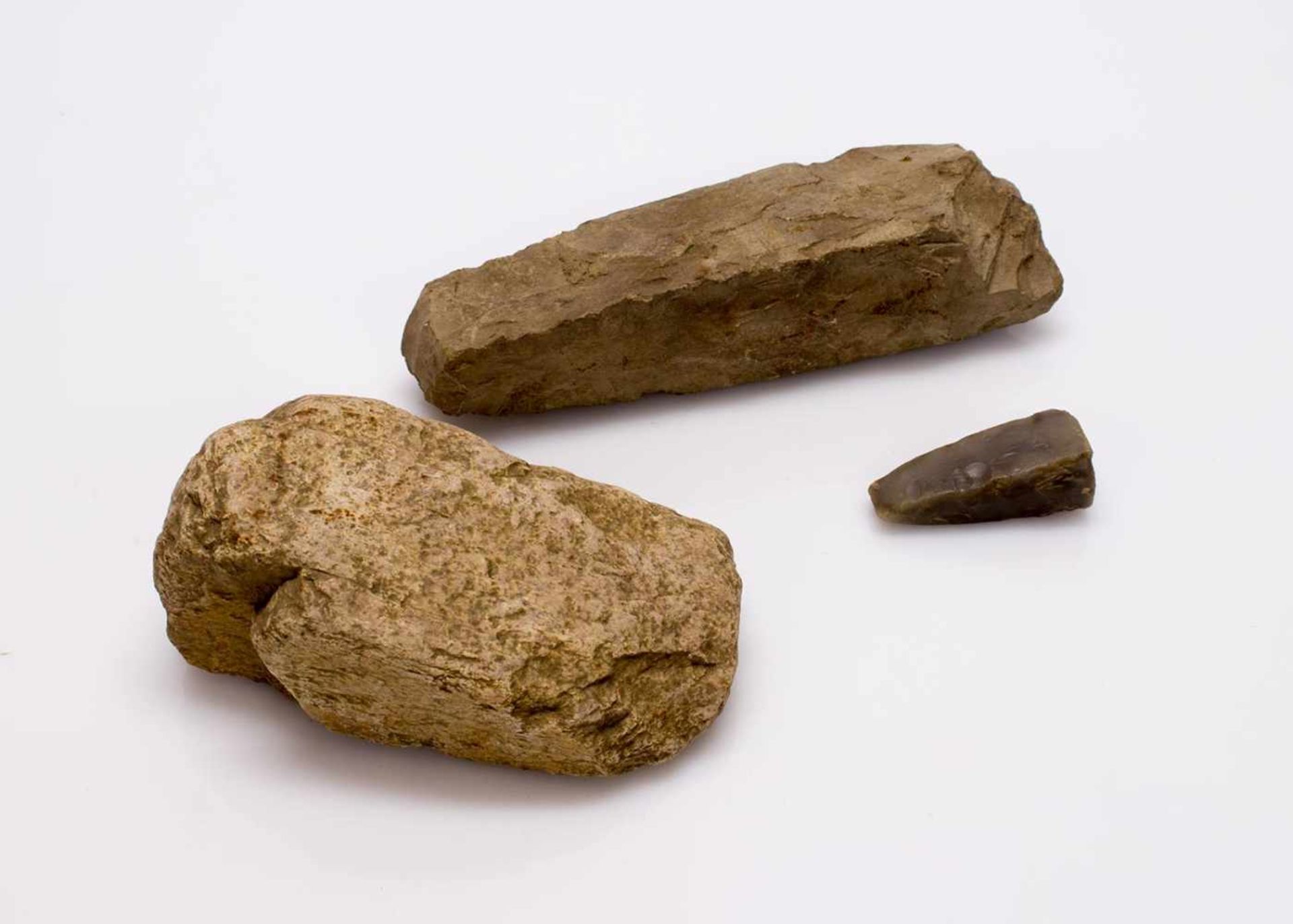 Lot Ausgrabungen3 Steinbeilartefakte, Neolithikum um ca. 1900 v.Chr., Fundort: nordwestliche Altmark