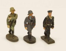 Massefiguren3 Massefiguren, 2 Wehrmachtssoldaten, 1 x Marine, ungemarkt