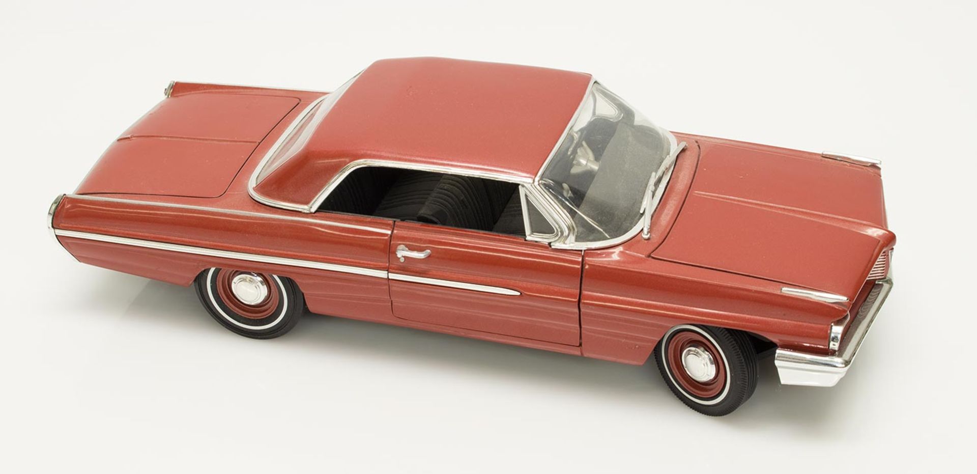 Modellauto 1:18Pontiac Catalina, Bj. 1962, Ertl China