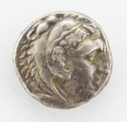 TetradrachmeMazedonien 336 -320 v. Chr., Herakleskopf mit Löwenfell, verso Zeus thront mit Adler