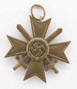 Kriegsverdienstkreuzmit Schwertern, KVK 1939, II. WK, Buntmetall