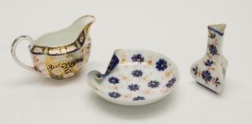3 Teileungemarkt, St. Petersburger Porzellanmanufaktur um 1917-25, Vase, Anbietschälchen und