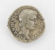 DenarRom 27 v.Chr. - 14 n.Chr., Augustus, Kopf einer Göttin mit Efeukranz/ Kaiser in