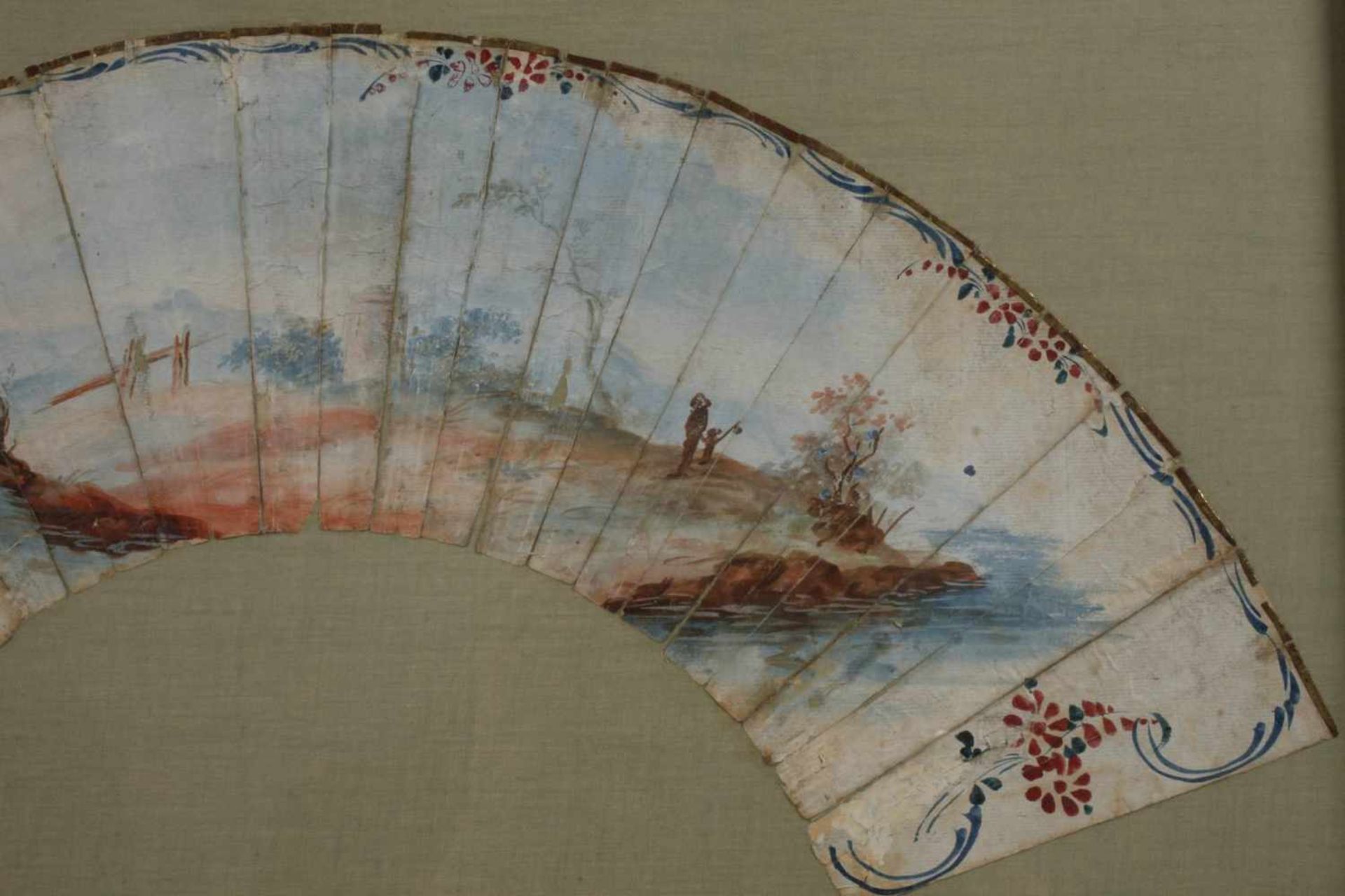 Gerahmter Fächer Rokokoum 1780, Gouache auf Papier, ungemarkt, Landschaftsmotiv, gerahmt von - Bild 3 aus 3