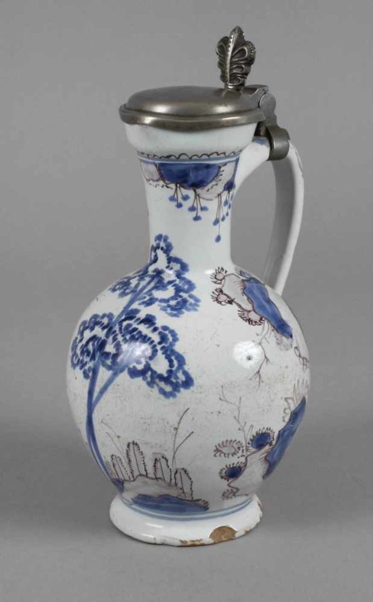 Fayence Enghalskrugwohl Ansbach, um 1800, hellbrauner Scherben mit kleisterblauer Glasur,