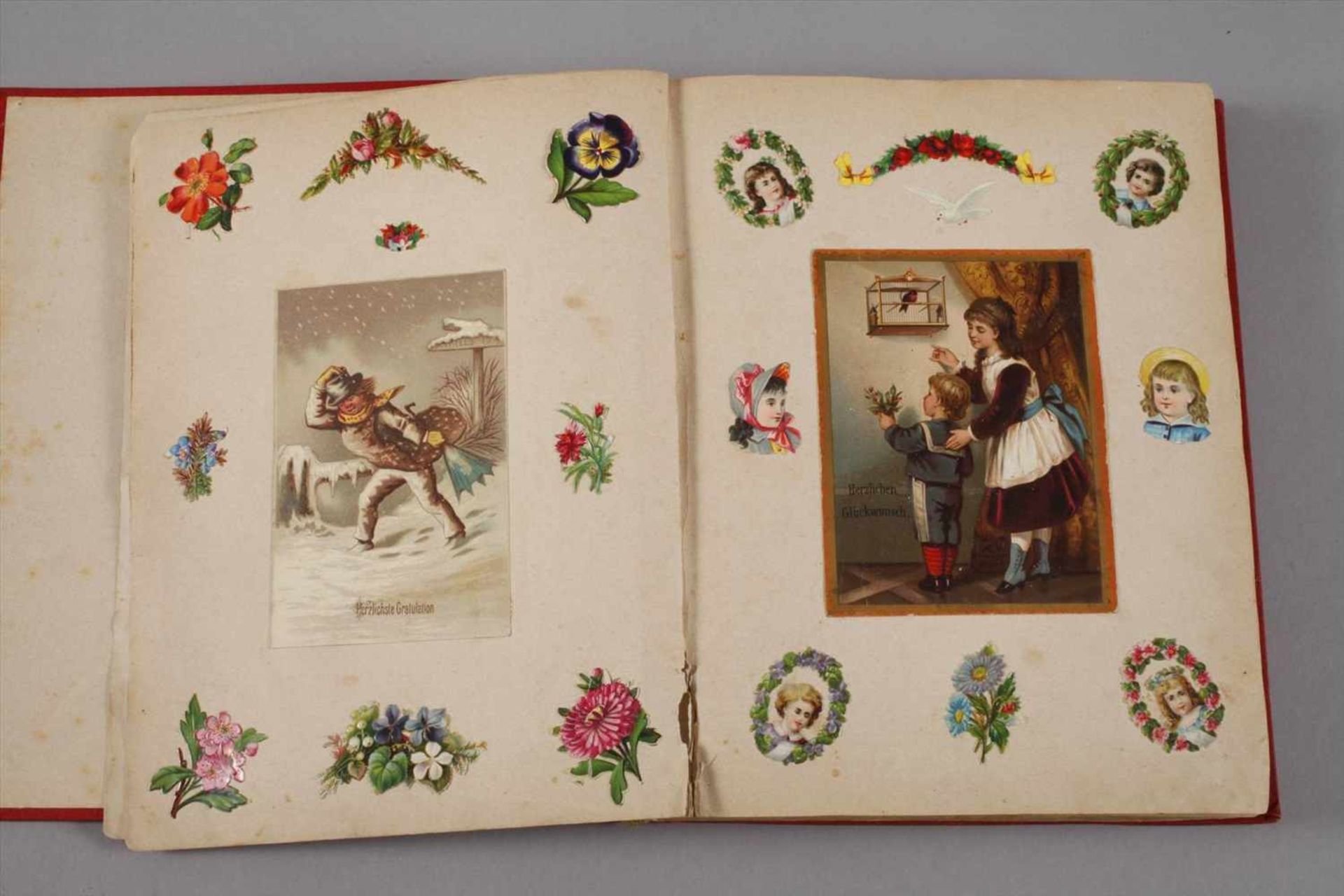Oblatenalbum um 1880, 42 Blatt mit über 1000 Kinder- und Blumenmotiven, teisl Luxusbilder, - Bild 7 aus 7