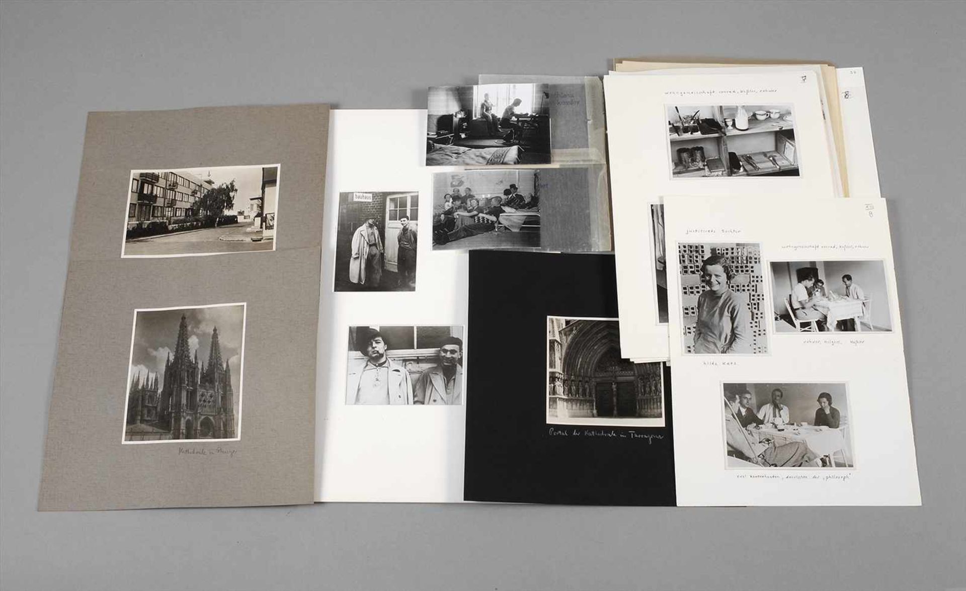 Bauhaus Foto-Nachlass Hans Keßler (1906-1997)ca. 24, meist auf Tafeln montierte Fotografien, teils