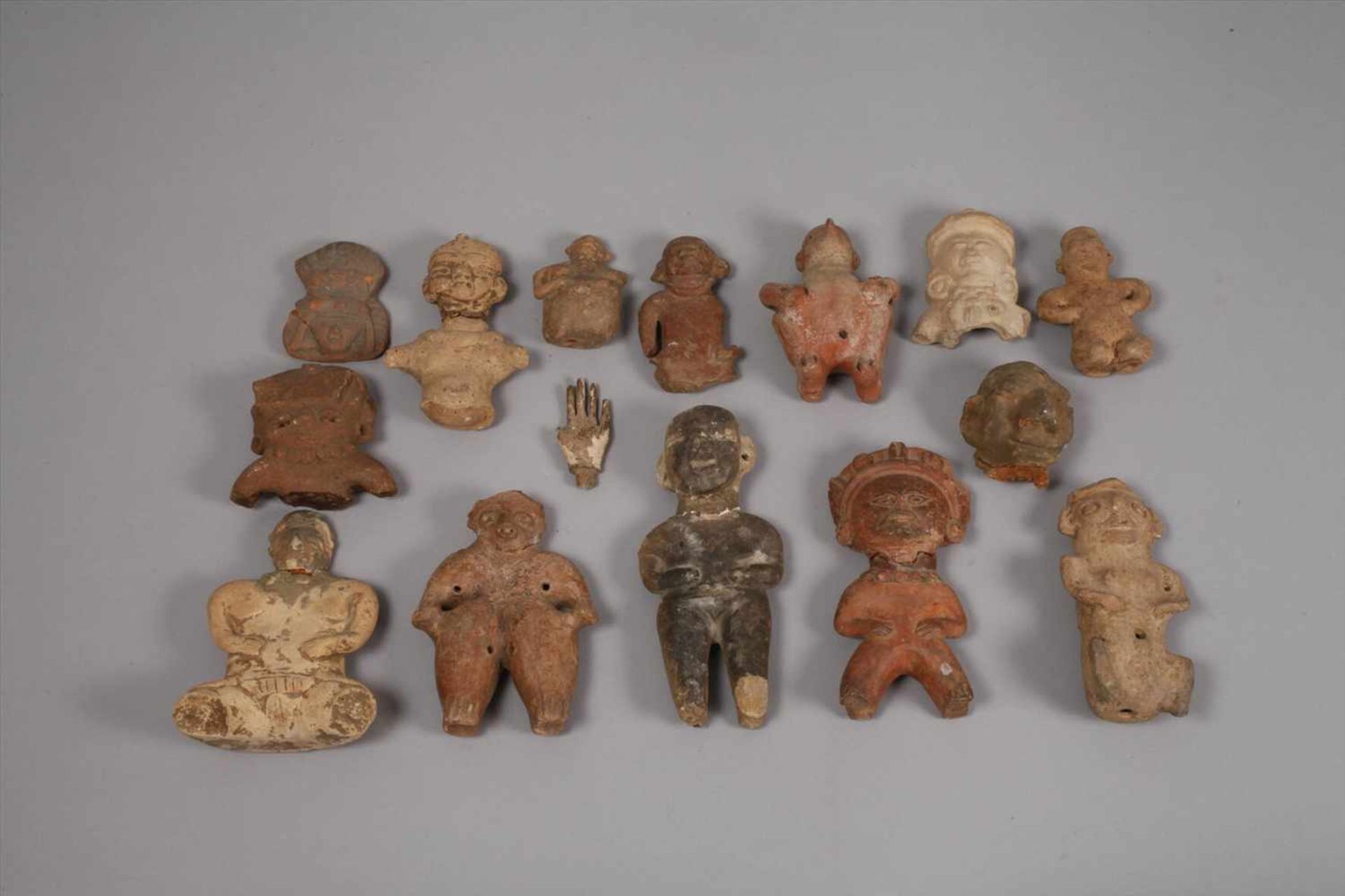 Große präkolumbische Sammlung El Salvadoretwa 300 Stück, meist Maya, frühklassische Periode 300 v. - Bild 2 aus 11