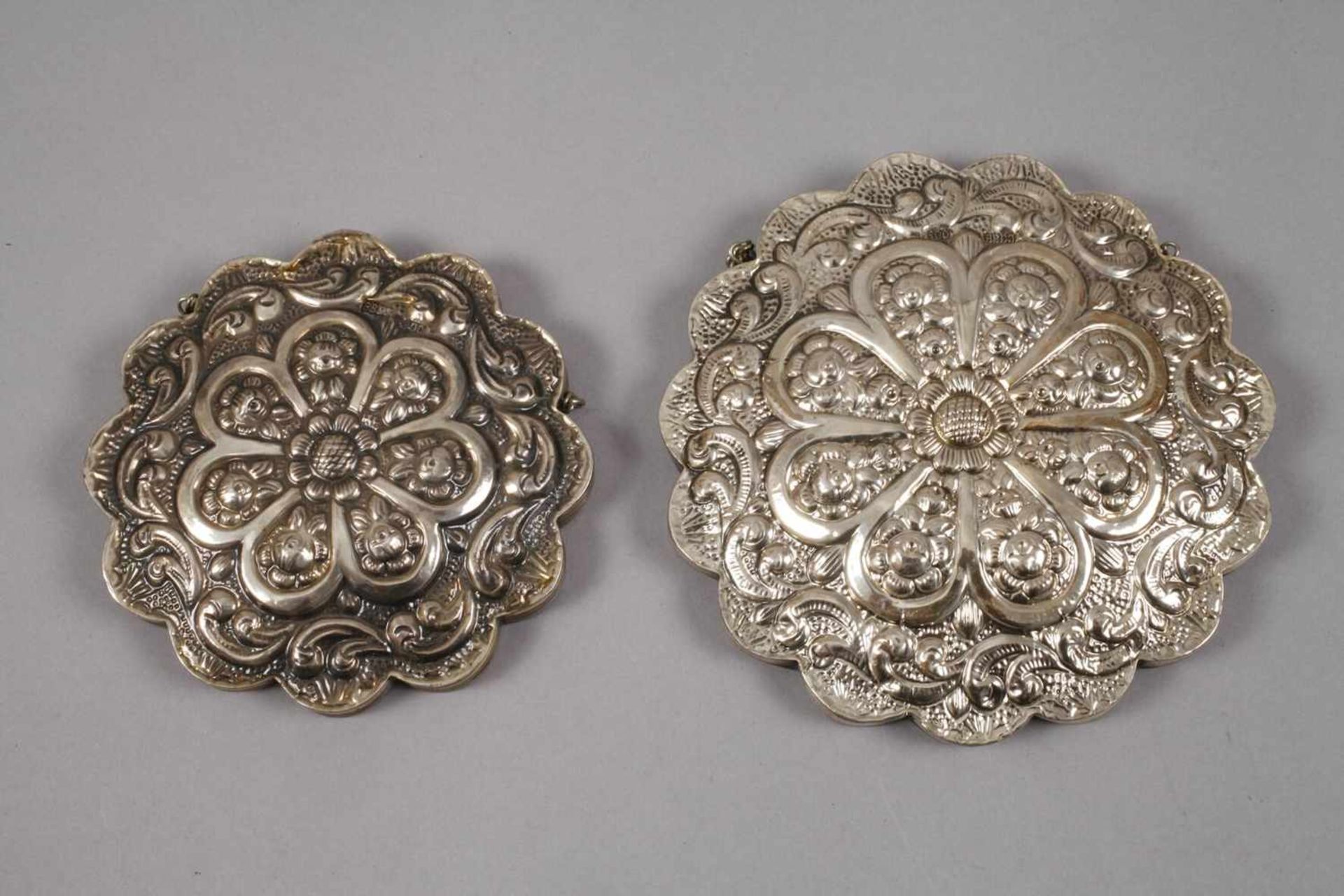 Drei türkische Hochzeitsspiegel Silber20. Jh., gestempelt BEDO 900, Silberblech geprägt und - Bild 3 aus 3