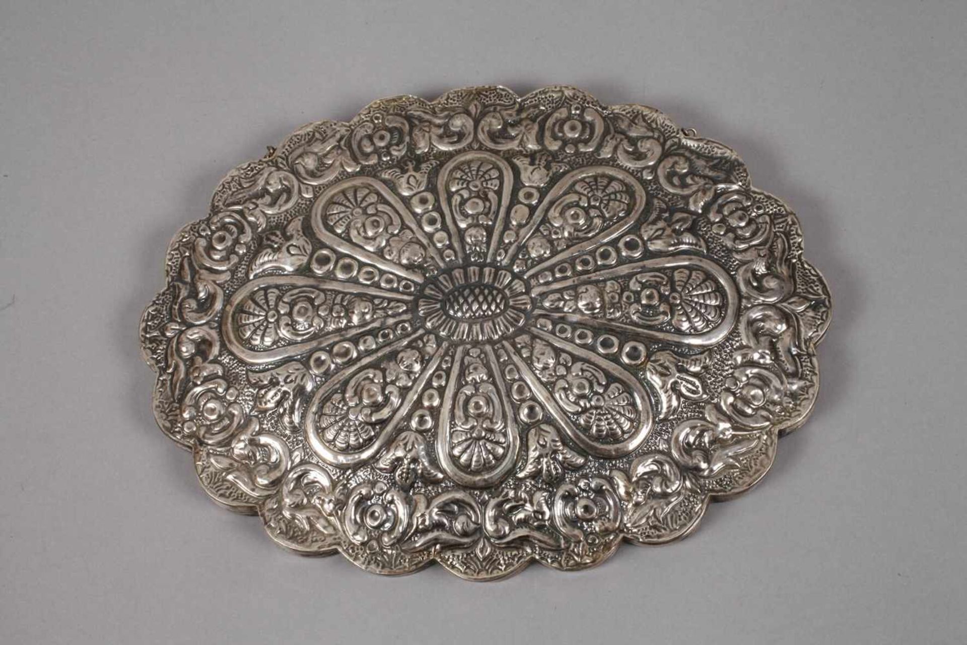 Drei türkische Hochzeitsspiegel Silber20. Jh., gestempelt BEDO 900, Silberblech geprägt und - Bild 2 aus 3