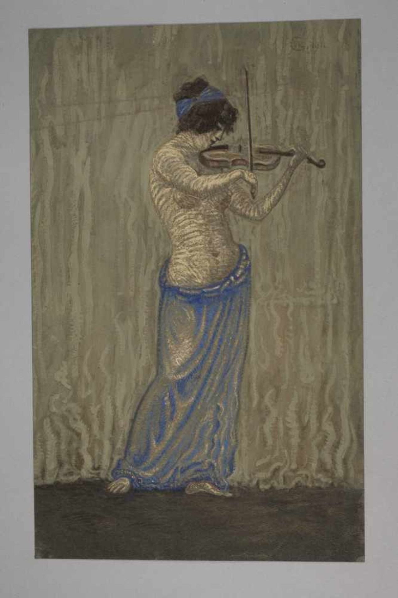 Walther Gasch, Geigenspielerinstehende, leicht bekleidete Frau beim Geigenspiel, Mischtechnik auf - Bild 2 aus 3