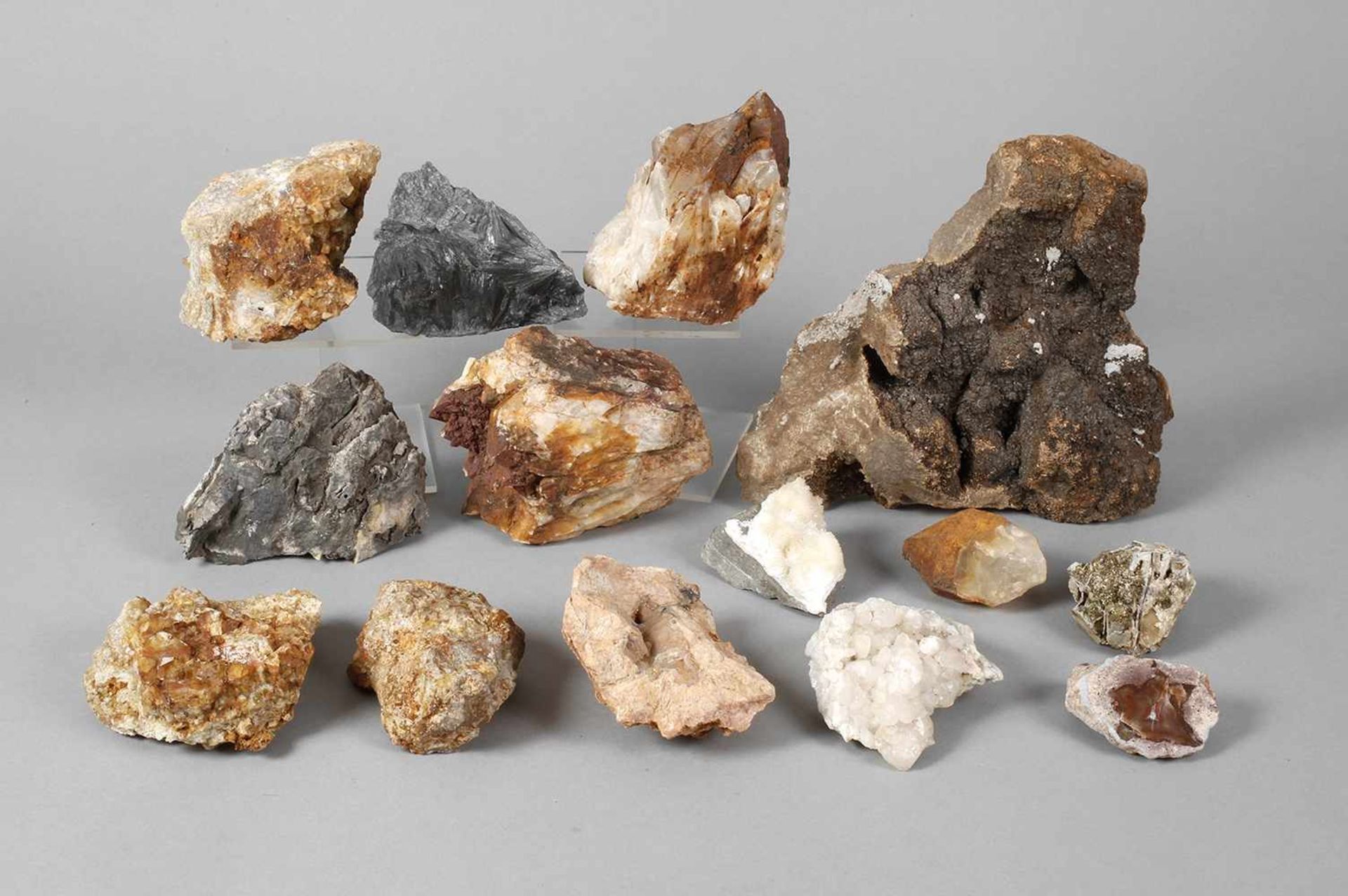 Sammlung Mineralien aus dem Erzgebirgeverschiedene Fundorte, teils Neufunde, vorhanden sind unter