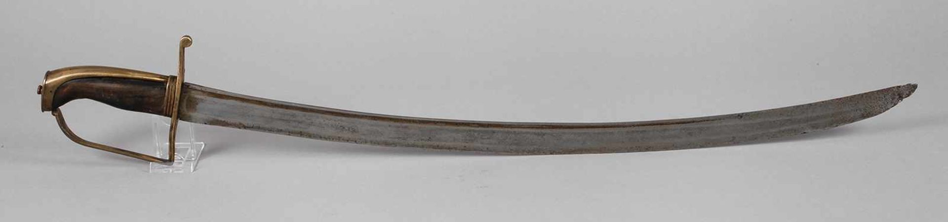 Kürassiersäbeldeutsch, um 1780, breite, geschwungene Keilklinge mit breiter und schmaler Kehle zur