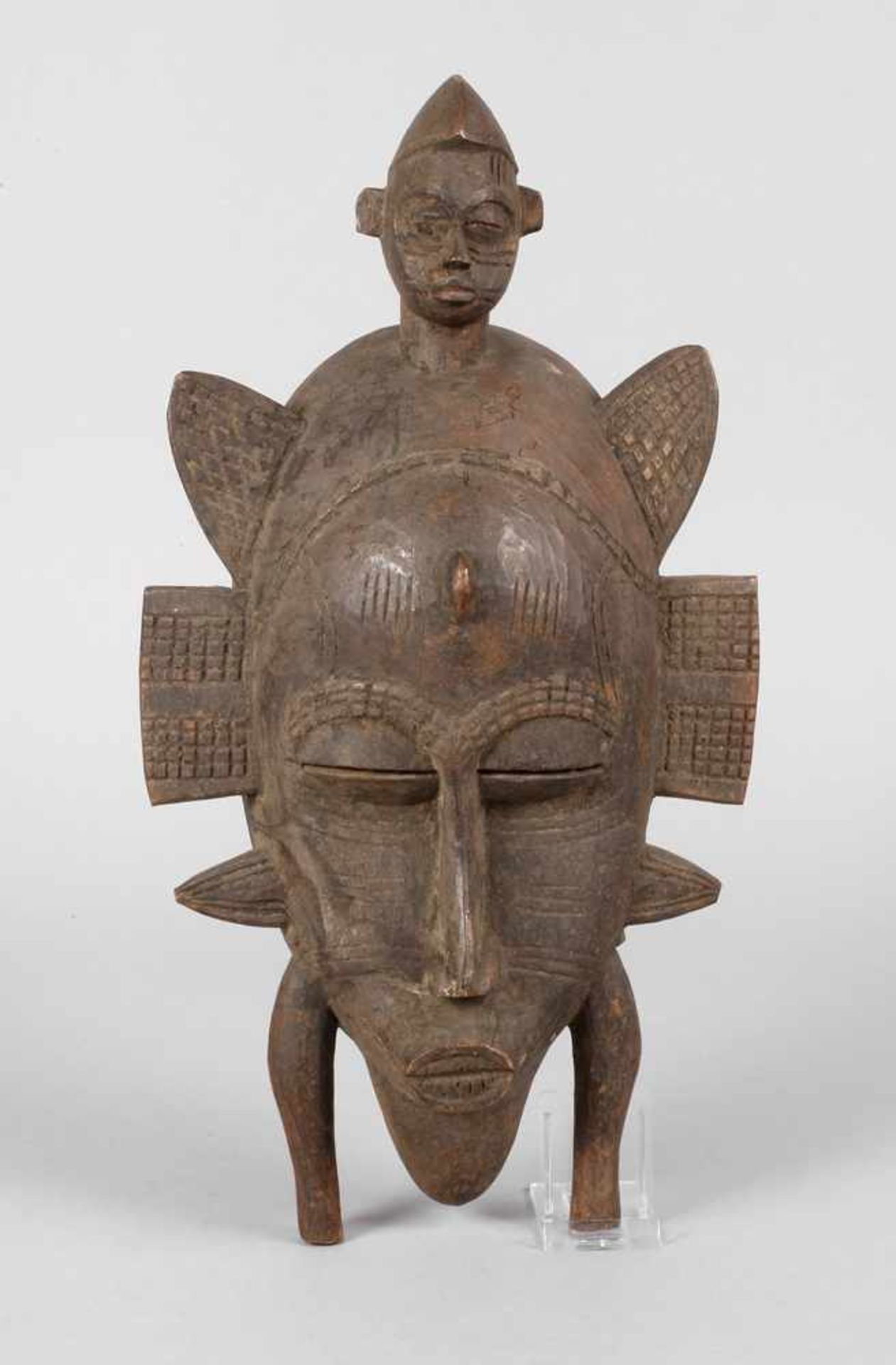 Maske WestafrikaElfenbeinküste, der Volksgruppe der Senufo zugeordnet, dunkles Tropenholz, mit
