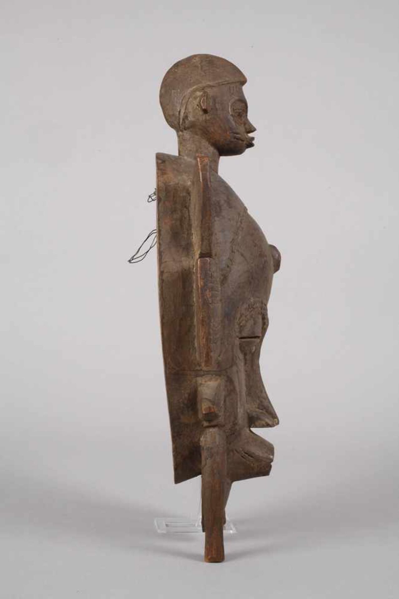 Maske WestafrikaElfenbeinküste, der Volksgruppe der Senufo zugeordnet, dunkles Tropenholz, mit - Bild 3 aus 4