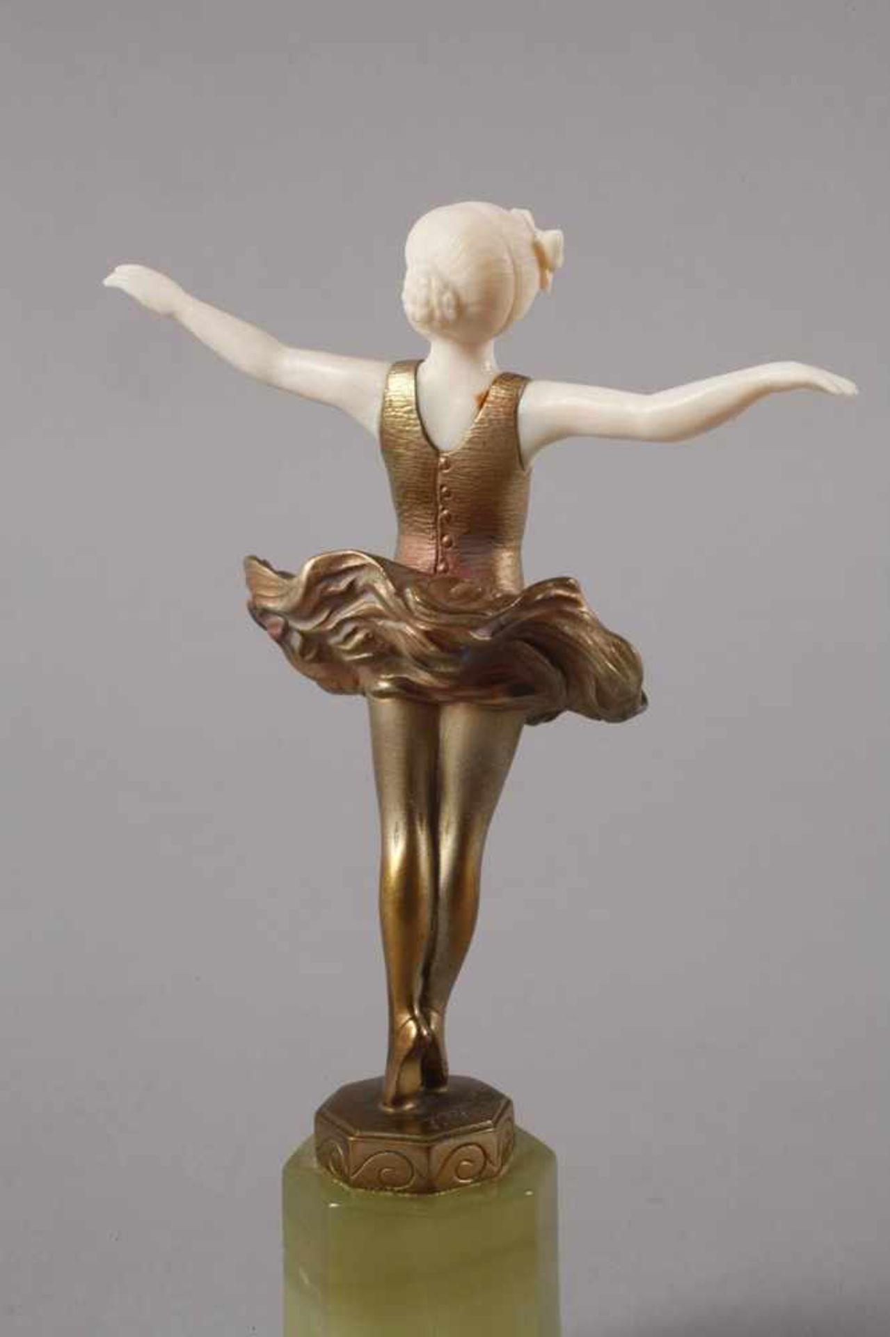 Ferdinand Preiss, Chryselephantin Ballerina1925, Erbach, signiert, Bronze golden und nuanciert - Bild 3 aus 5