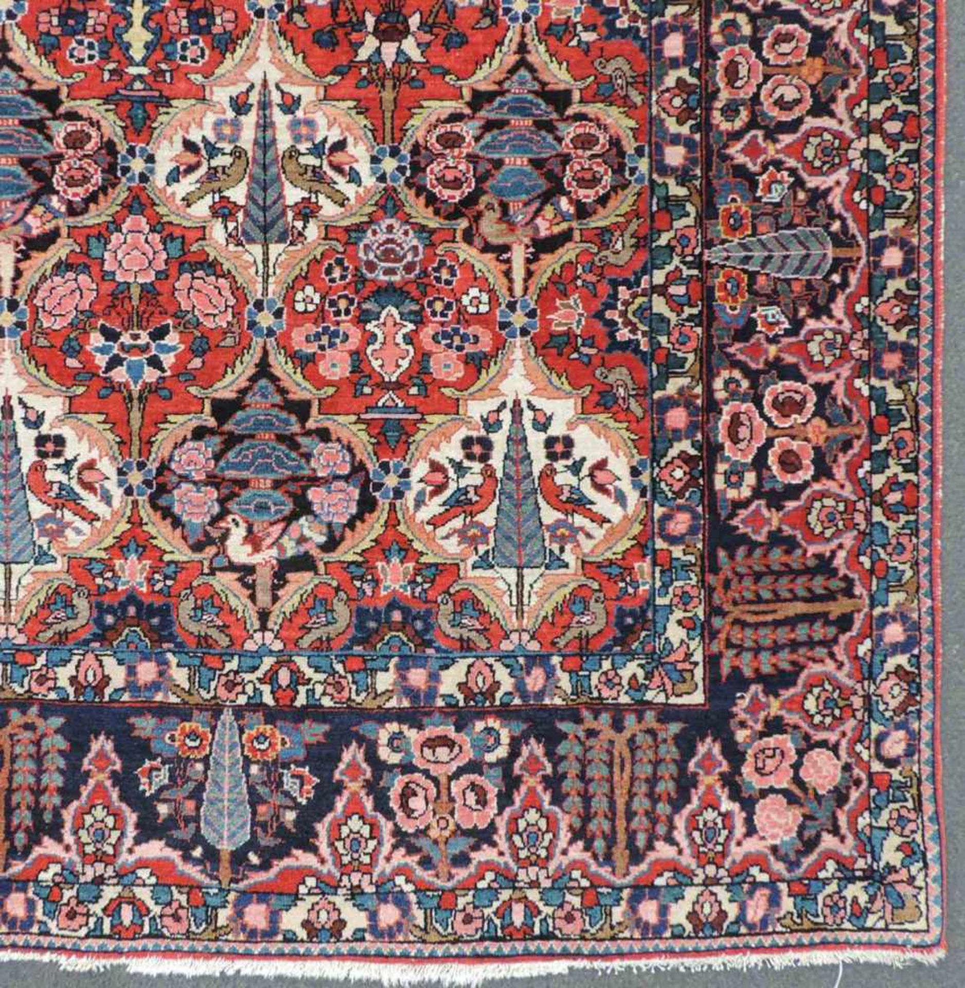 Bachtiar Perserteppich. Iran. Alt, Mitte 20. Jahrhundert.316 cm x 208 cm. Handgeknüpft. Wolle auf - Image 3 of 9