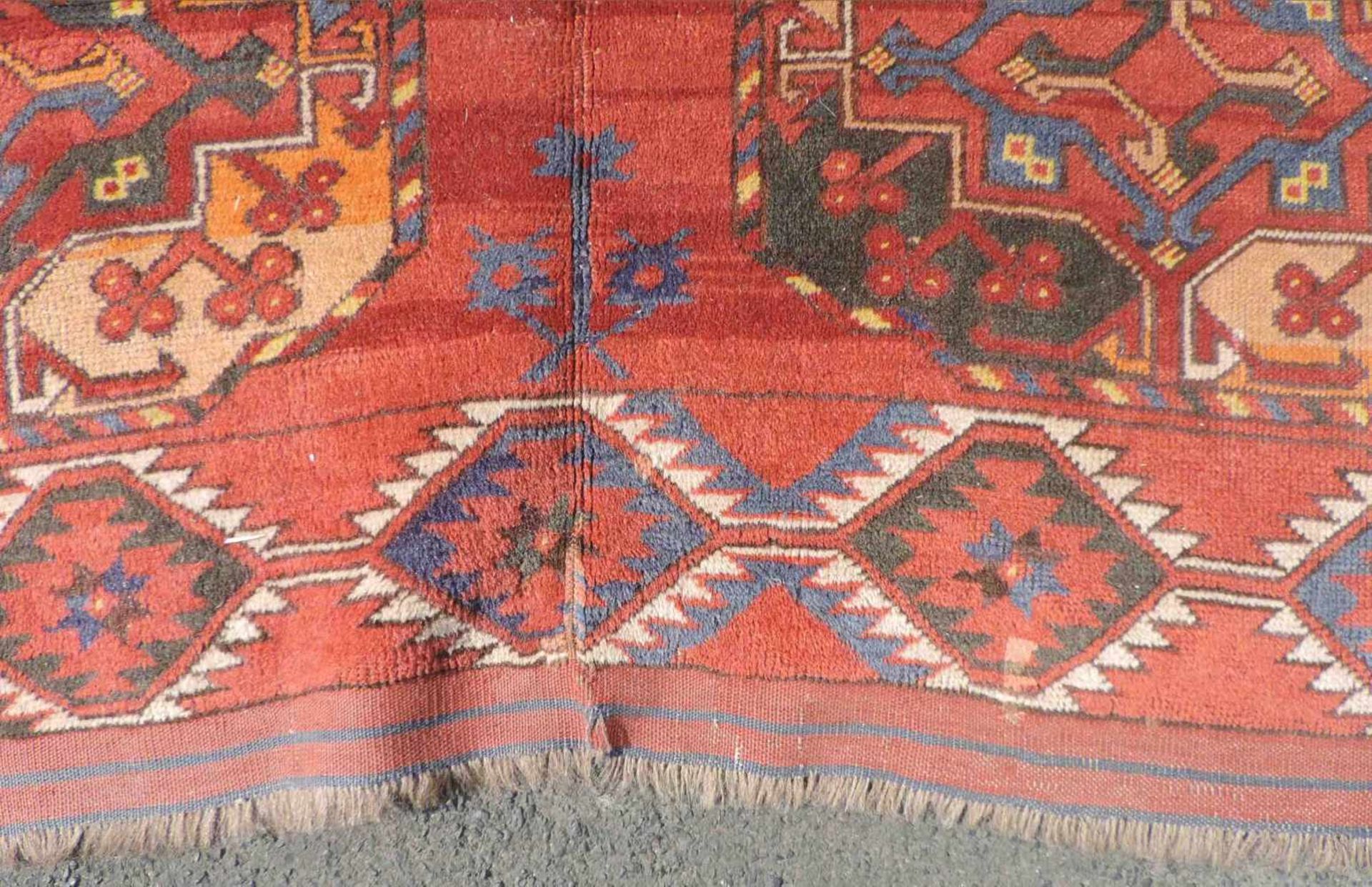 Ersari Hauptteppich. Afghanistan. Alt, um 1920.440 cm x 430 cm. Stammesteppich für einen Palast, - Bild 5 aus 12