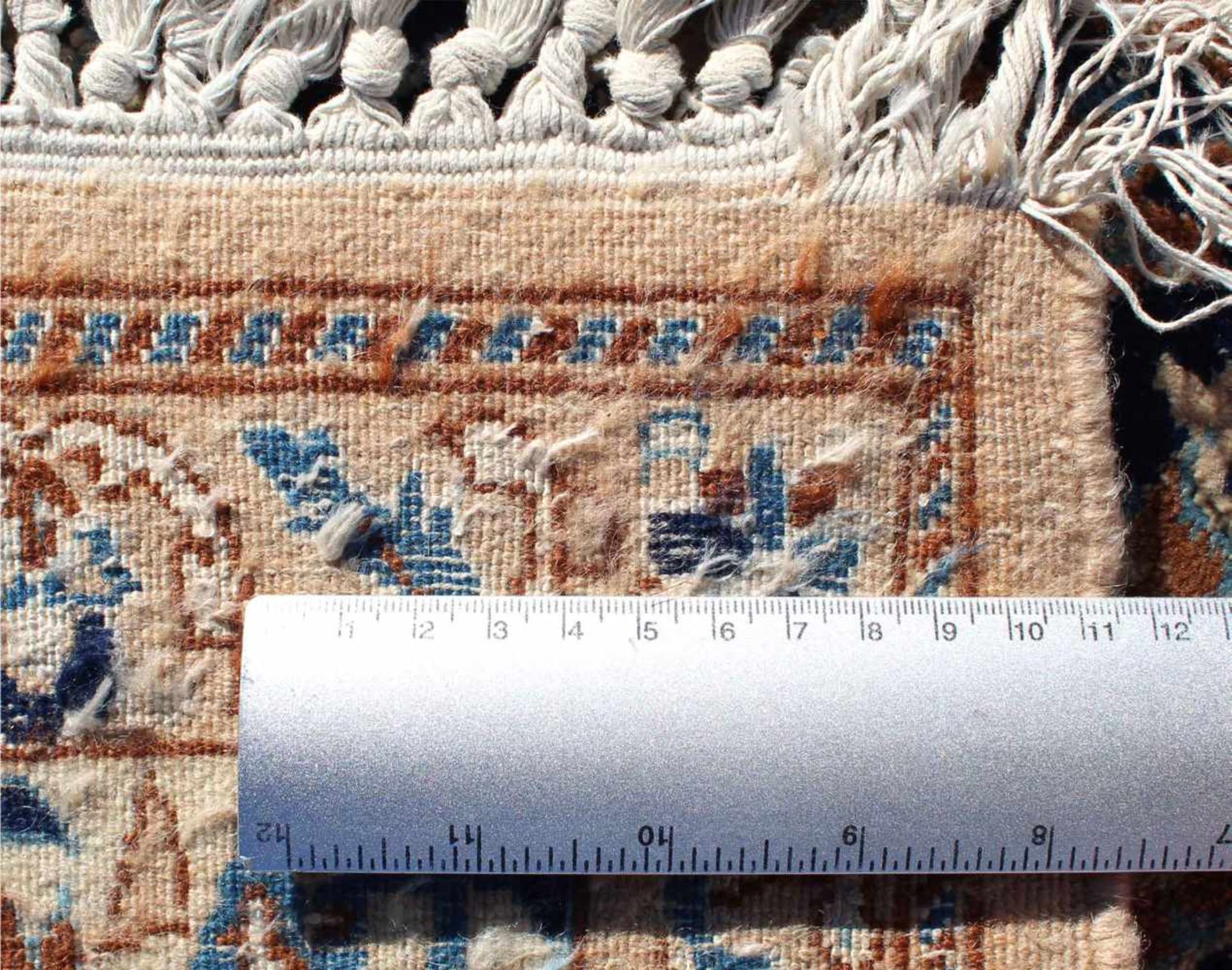 Nain "Tudesch" Perserteppich. Iran. Sehr feine Knüpfung.300 cm x 165 cm. Handgeknüpft. Wolle und - Bild 9 aus 9