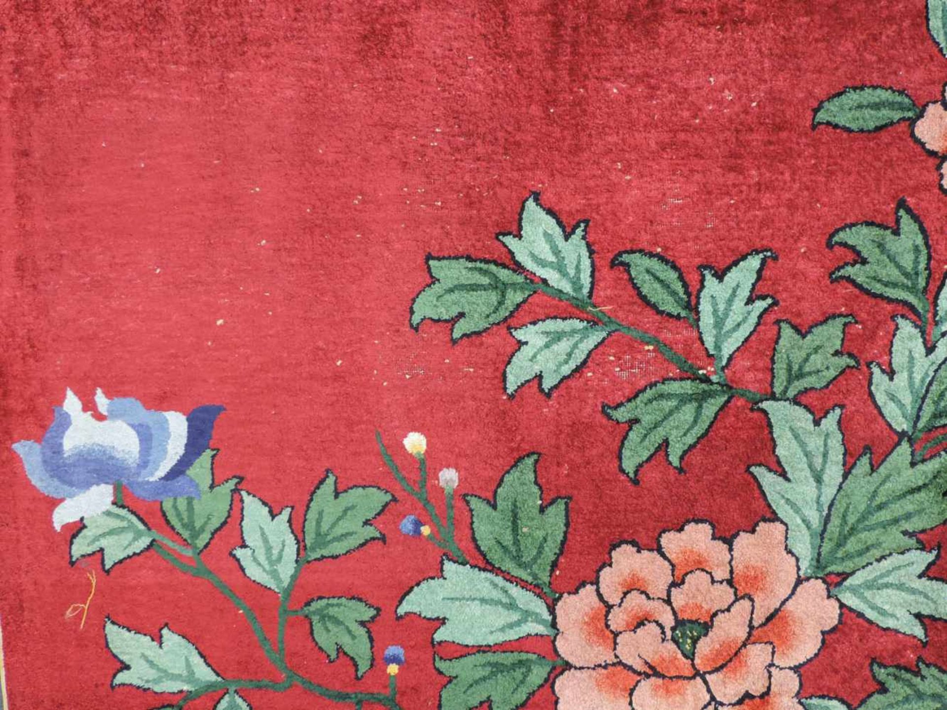 Xinjiang Seide. Bildteppich. China. Antik, um 1920.167 cm x 244 cm. Handgeknüpft. Seide auf - Image 7 of 9