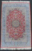 Isfahan Perserteppich. Iran. Sehr feine Knüpfung.168 cm x 110 cm. Handgeknüpft. Korkwolle und