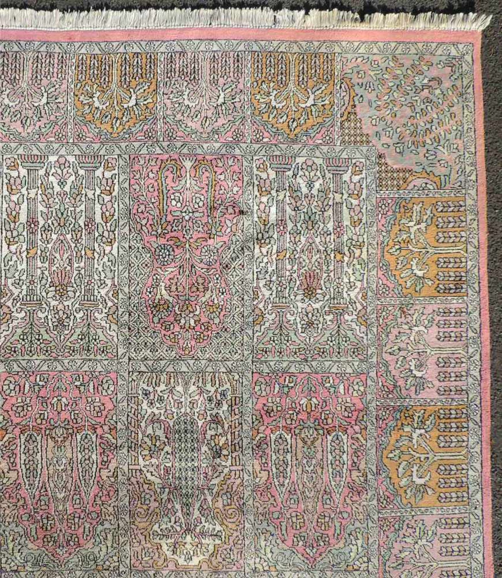 Kaschmir Salonteppich. Indien. Feine Knüpfung.347 cm x 243 cm. Handgeknüpft.Cashmere carpet. - Bild 7 aus 9