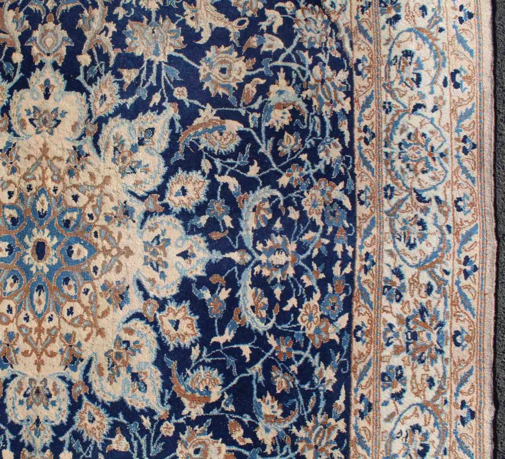 Nain "Tudesch" Perserteppich. Iran. Sehr feine Knüpfung.300 cm x 165 cm. Handgeknüpft. Wolle und - Bild 5 aus 9
