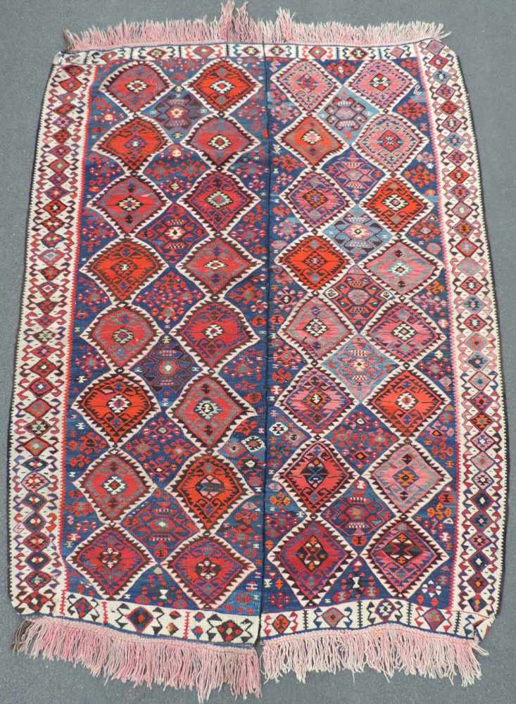 Sivas Kelim Stammesteppich. Zentral Anatolien. Türkei. Alt, um 1920.210 cm x 162 cm. Handgewebt.