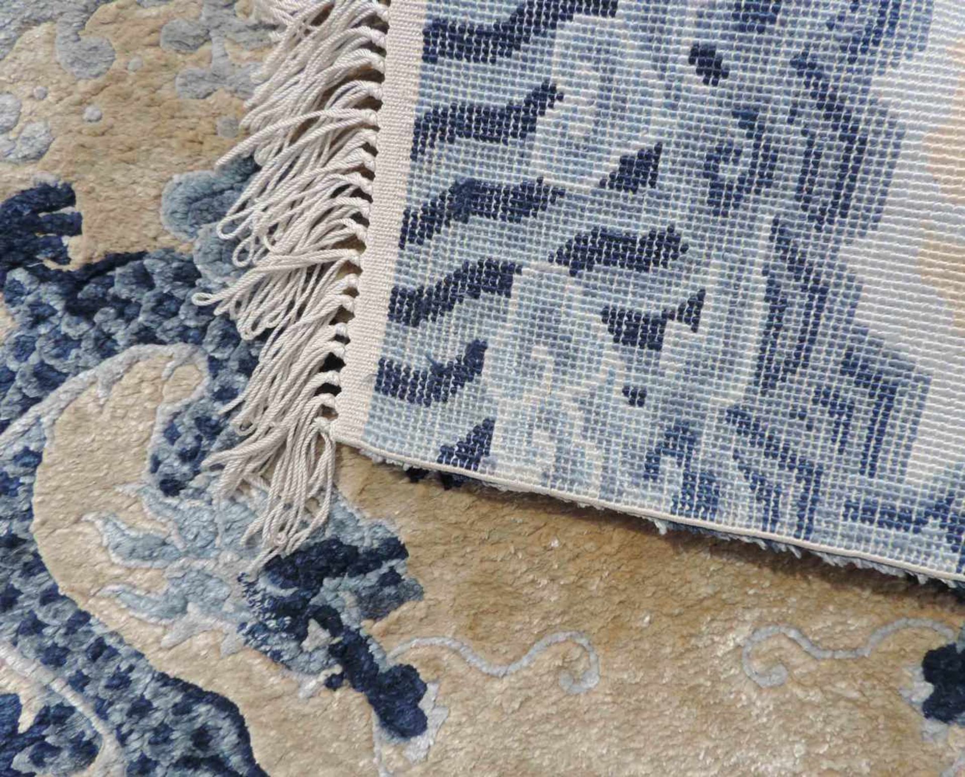 Drachenteppich, China. Seide.125 cm x 61 cm. Handgeknüpft.Dragon carpet, China. Silk.125 cm x 61 cm. - Bild 4 aus 5