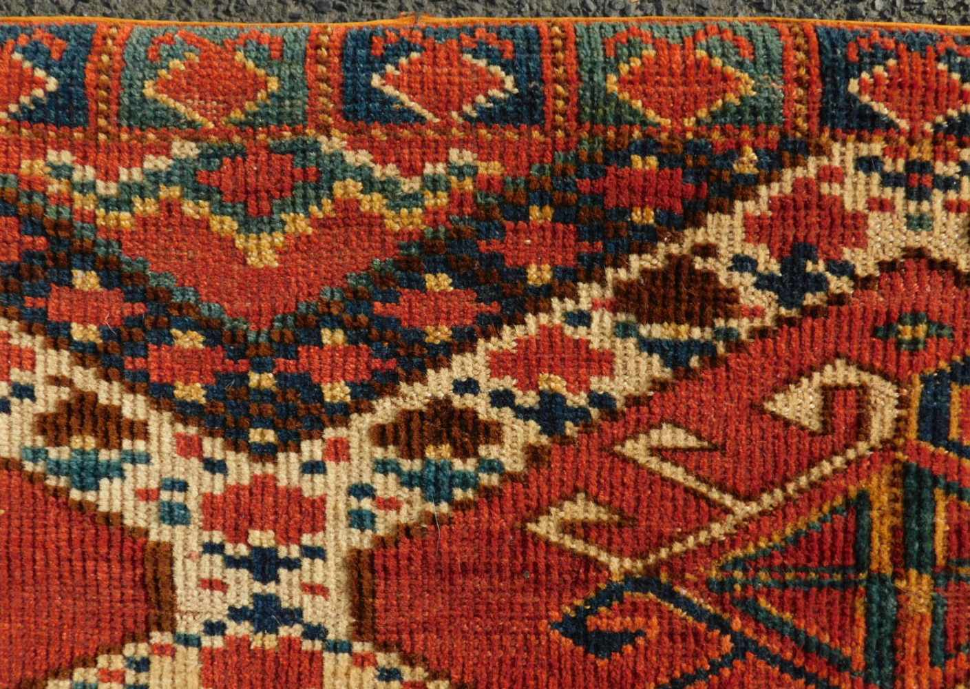Ersari Beschir Behang. Stammesteppich. Turkmenistan. Antik, Mitte 19. Jahrhundert.40 cm x 140 cm. - Image 5 of 6